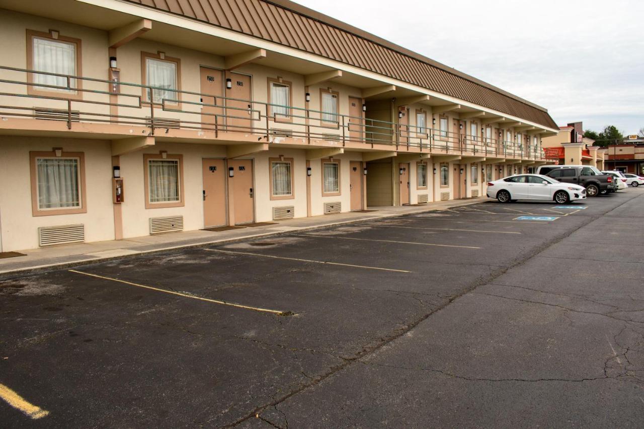 Kings Inn Lenoir City Eksteriør billede